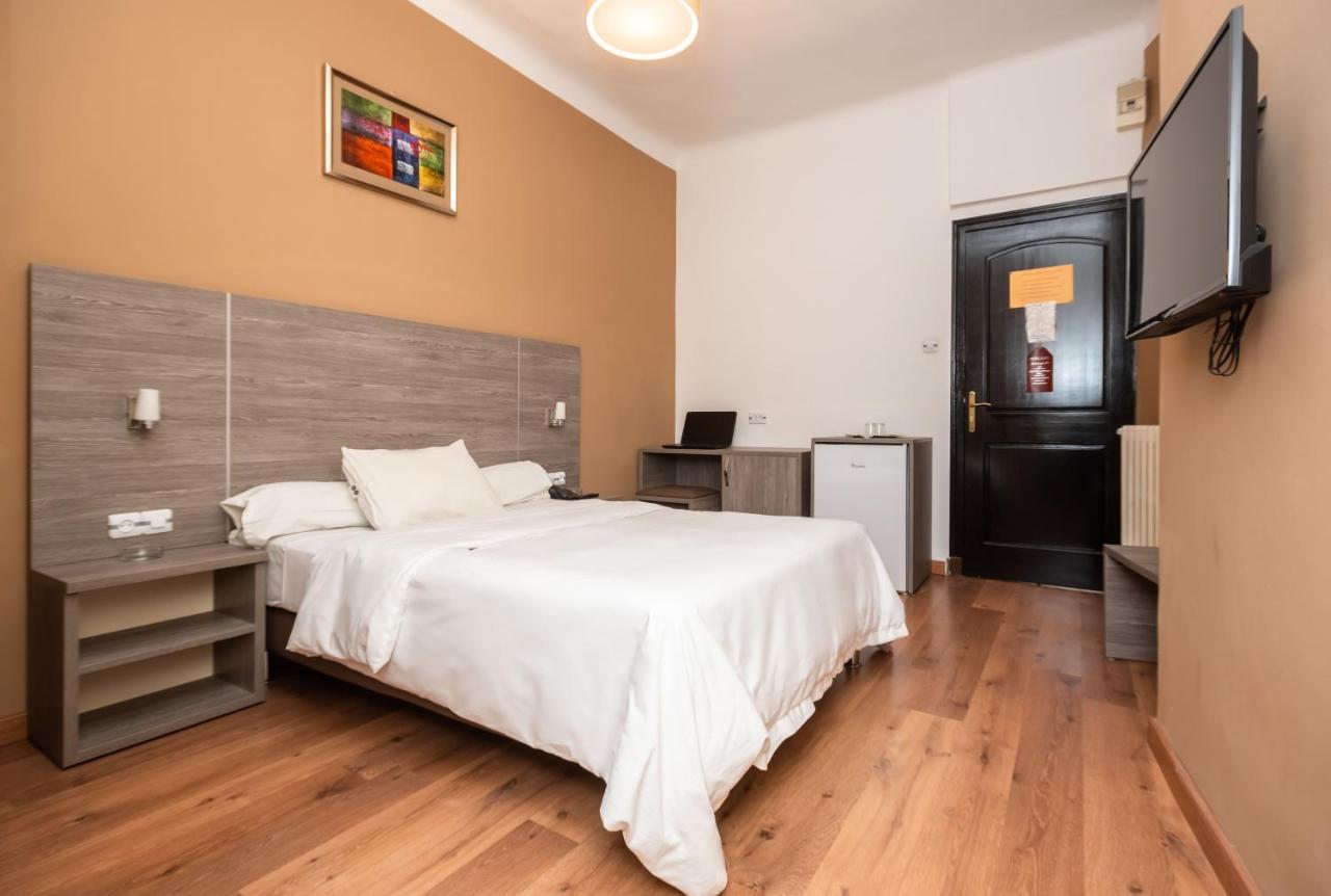 Hotel Suisse Algeri Esterno foto